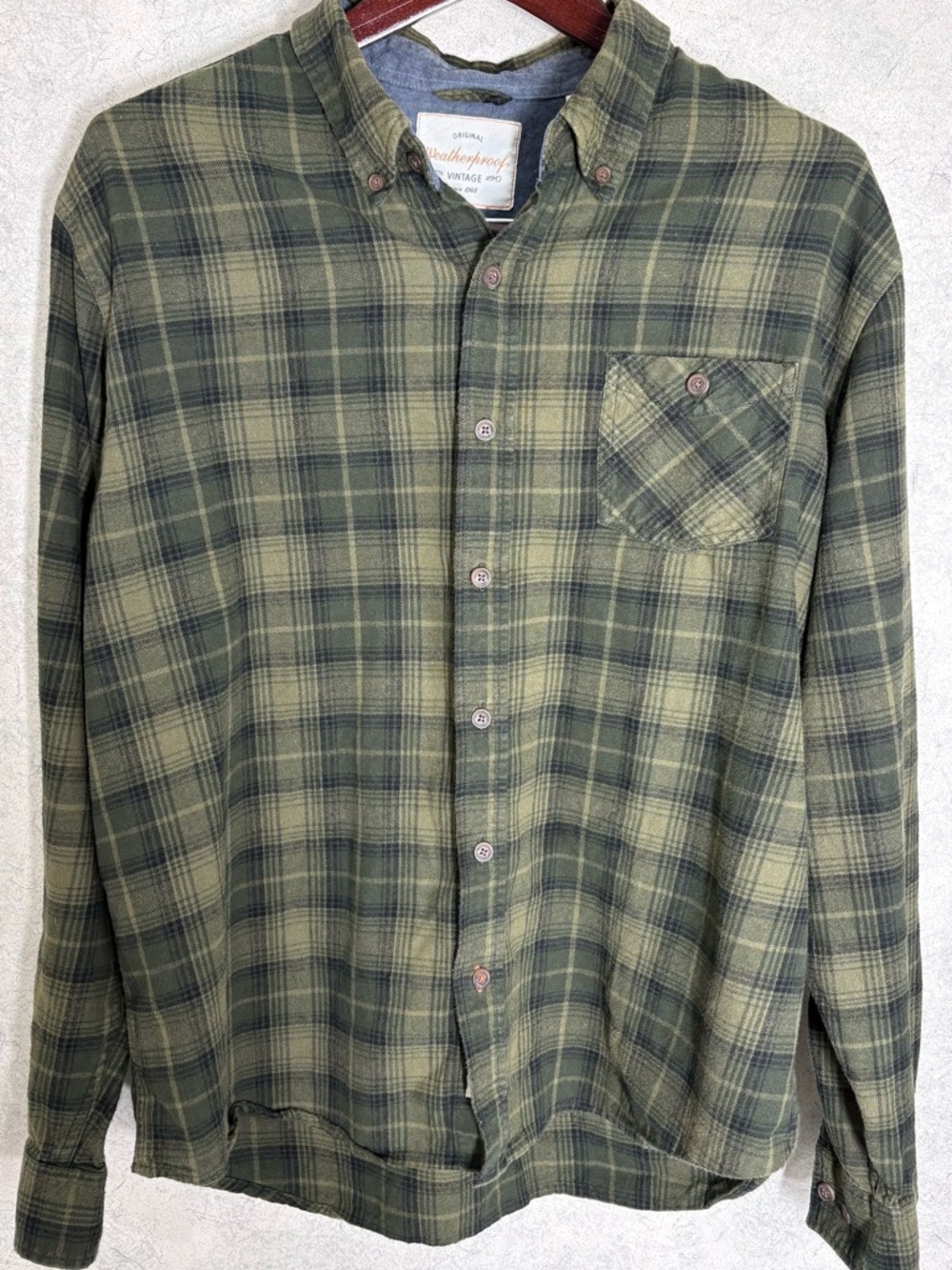 Weatherproof Men's Olive and Forest Plaid Button-Down Shirt